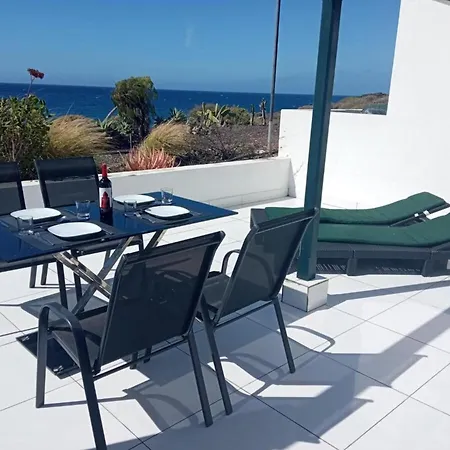 Front Line Seafront With Day Sun! Appartement
